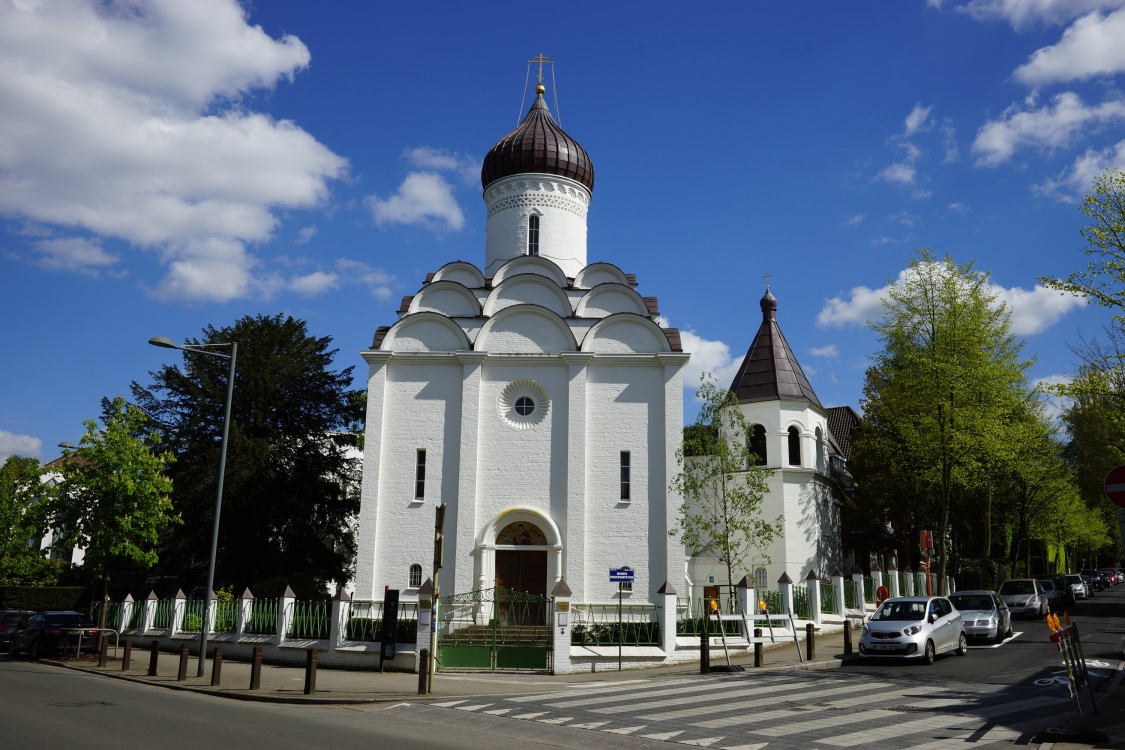Церковь Иова Многострадального, Уккел (Бельгия, Прочие страны). фасады