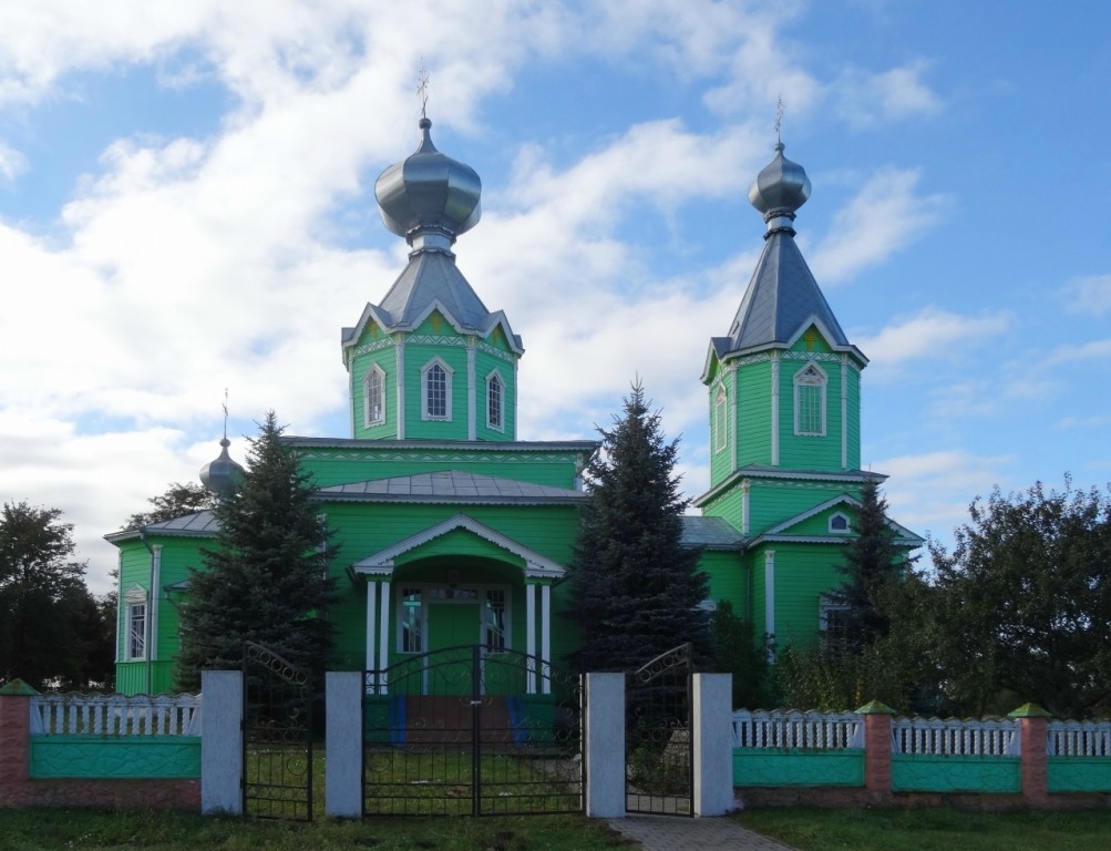 Церковь Троицы Живоначальной, Крупец (Добрушский район, Беларусь, Гомельская область). фасады