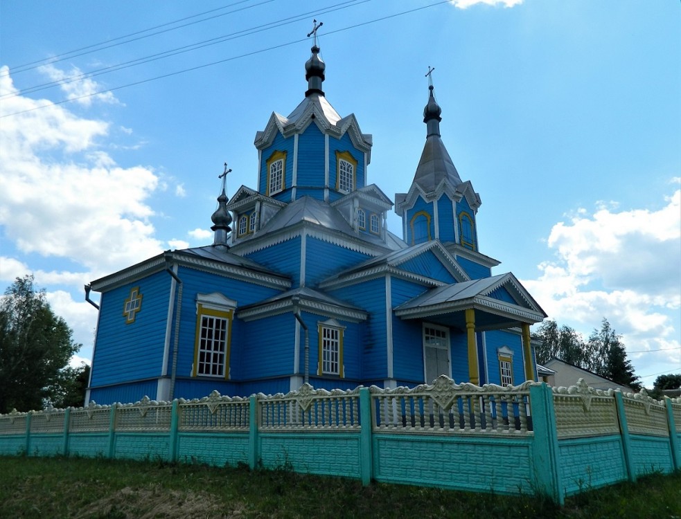 Церковь Рождества Пресвятой Богородицы, Красный Партизан (Добрушский район, Беларусь, Гомельская область). фасады