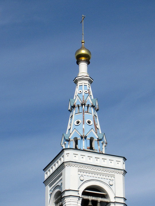 Спасо-Влахернский монастырь. Собор Спаса Нерукотворного Образа, Деденево (Дмитровский городской округ, Московская область). архитектурные детали, Верхняя часть колокольни Собора Спаса Нерукотворного Образа.