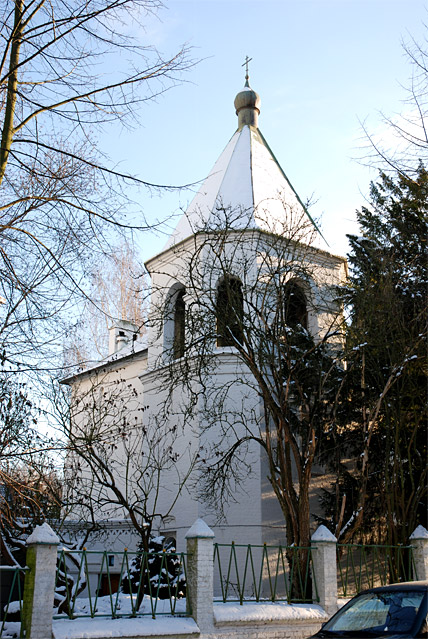 Уккел. Церковь Иова Многострадального. фасады, Отдельно стоящая колокольня
