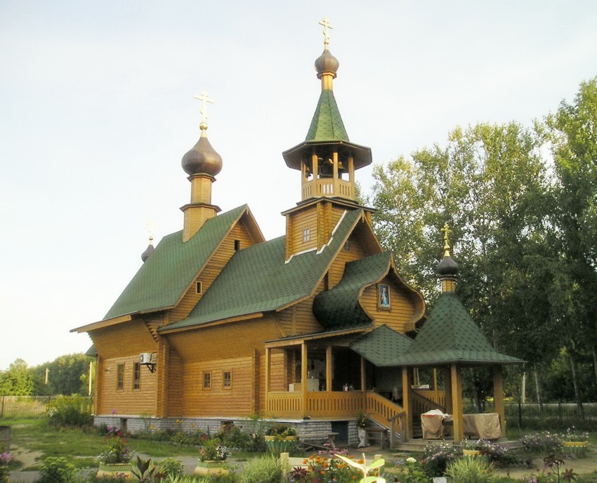 Ильиногорск. Церковь Михаила Архангела. общий вид в ландшафте
