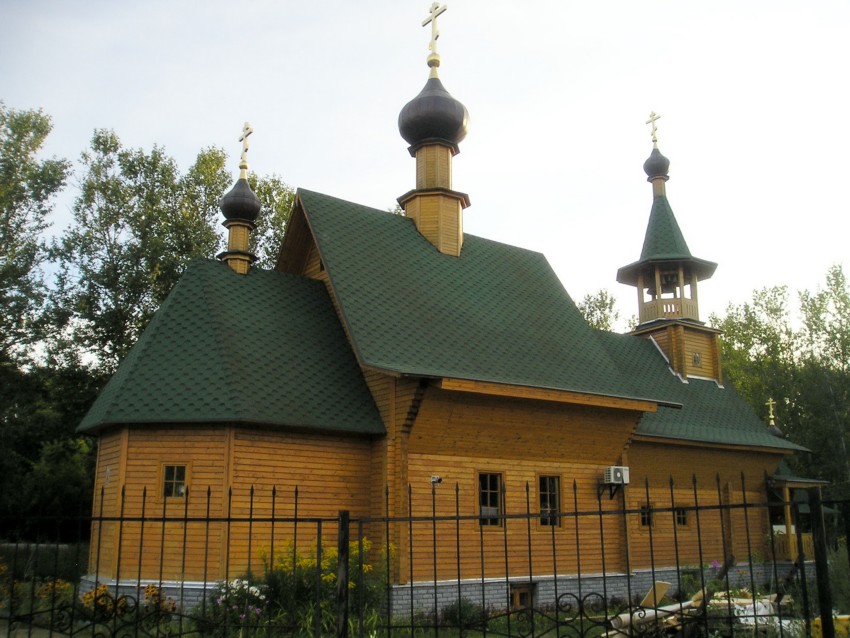 Ильиногорск. Церковь Михаила Архангела. общий вид в ландшафте