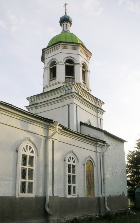 Церковь Троицы Живоначальной, Старково (Володарский район, Нижегородская область). архитектурные детали