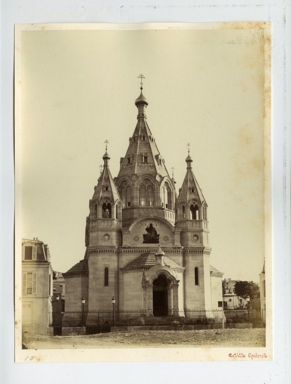 Париж. Кафедральный собор Александра Невского. архивная фотография, Тиражная почтовая открытка 1900-х годов