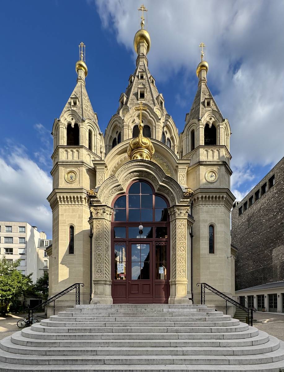 Главный фасад, фасады. Кафедральный собор Александра Невского, Париж (Франция, Прочие страны)