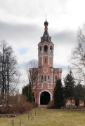Троице-Одигитриевская Зосимова пустынь. Церковь Рождества Иоанна Предтечи в надвратной колокольне, , Москва, Троицкий административный округ (ТАО), г. Москва