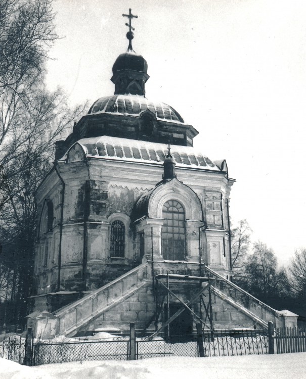 Церковь Георгия Победоносца, Матвеево (Спировский район, Тверская область). фасады