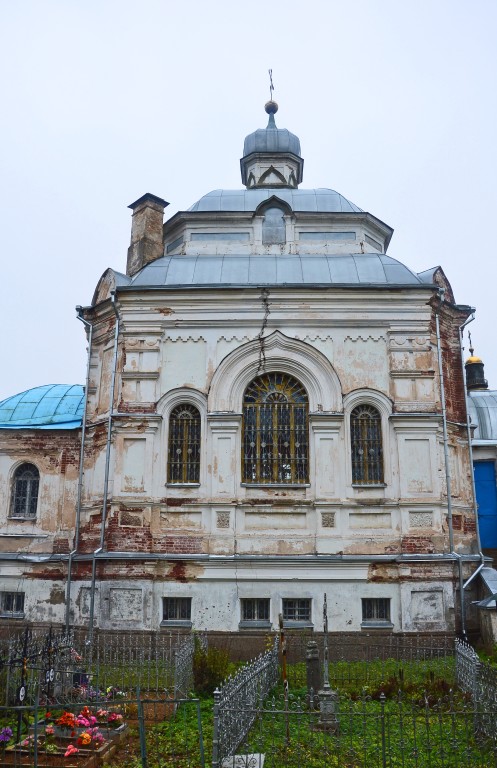 Церковь Георгия Победоносца, Матвеево (Спировский район, Тверская область). архитектурные детали