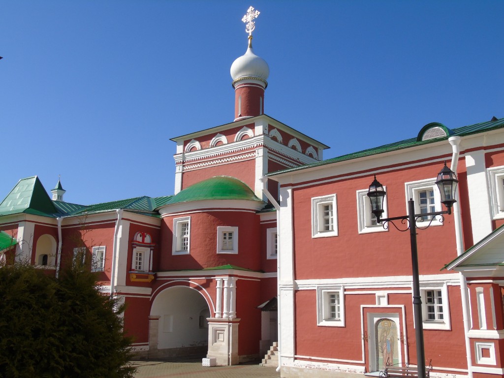 Николо-Пешношский монастырь. Церковь Преображения Господня, Луговой (Дмитровский городской округ, Московская область). фасады