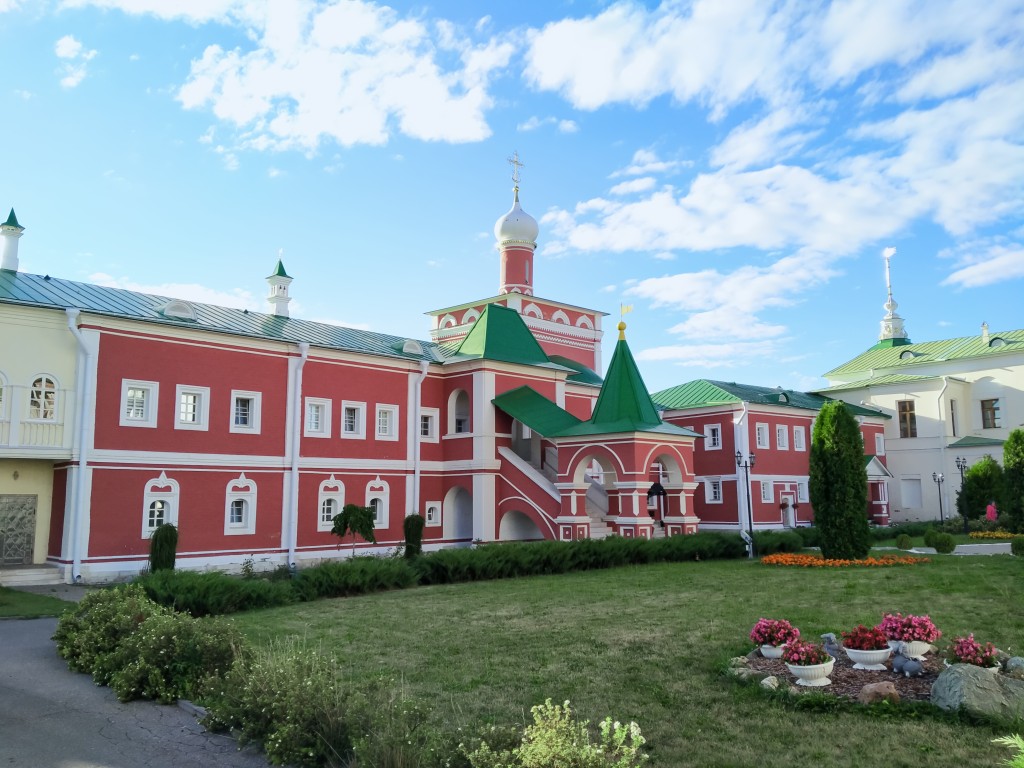 Николо-Пешношский монастырь. Церковь Преображения Господня, Луговой (Дмитровский городской округ, Московская область). фасады