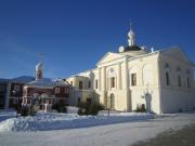 Николо-Пешношский монастырь. Церковь Сретения Господня в трапезном корпусе