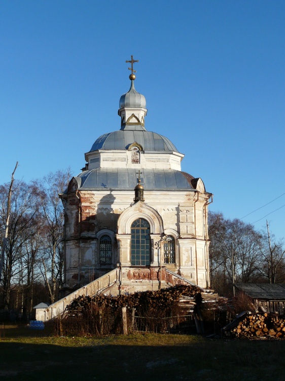 Церковь Георгия Победоносца, Матвеево (Спировский район, Тверская область). фасады, Георгиевская церковь. Вид с запада.