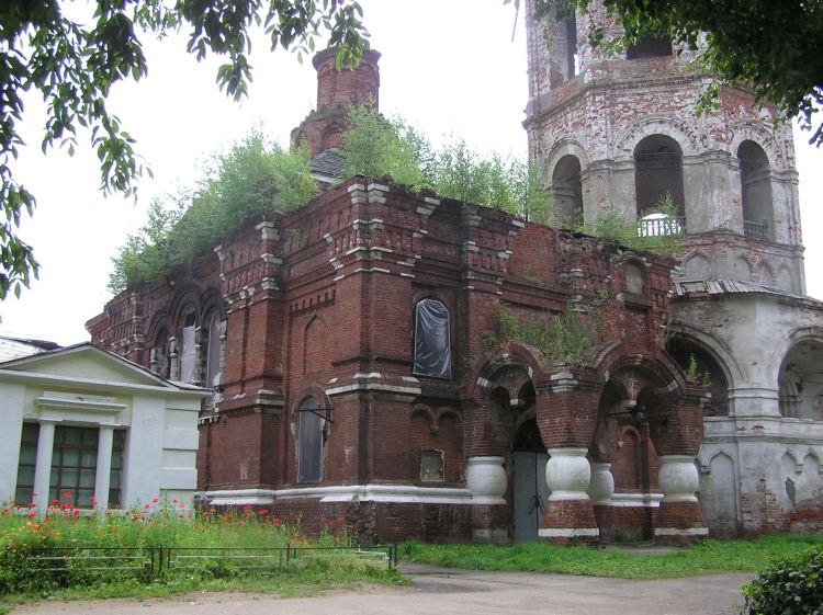Николо-Пешношский монастырь. Церковь Сергия Радонежского, Луговой (Дмитровский городской округ, Московская область). фасады
