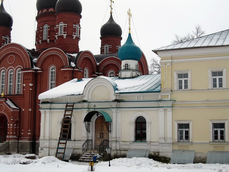 Крестовоздвиженский Иерусалимский монастырь. Церковь Иерусалимской иконы Божией Матери, Горки Ленинские, пос. санатория (Ленинский городской округ, Московская область). фасады