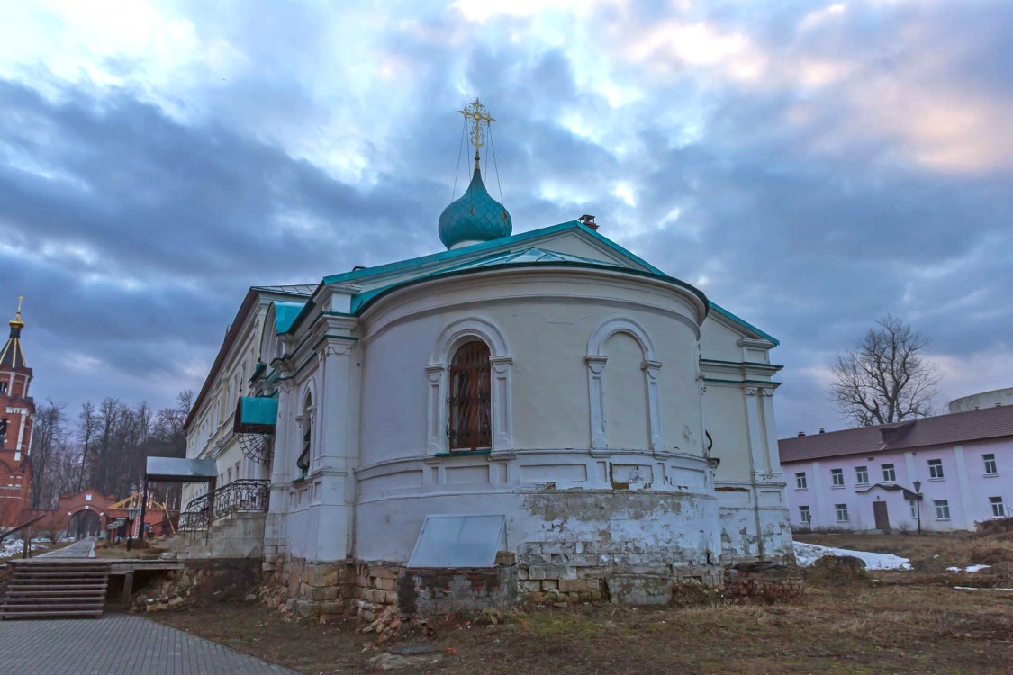 Крестовоздвиженский Иерусалимский монастырь. Церковь Иерусалимской иконы Божией Матери, Горки Ленинские, пос. санатория (Ленинский городской округ, Московская область). фасады