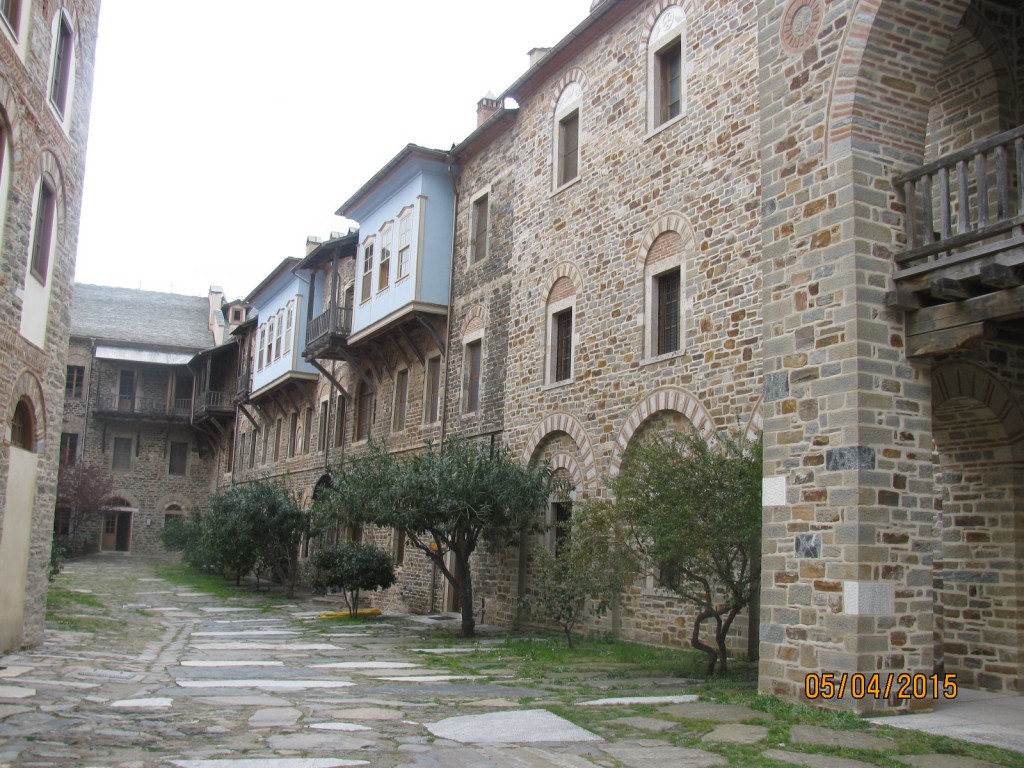 Афон (Ἀθως). Иверский монастырь на горе Афон. фасады