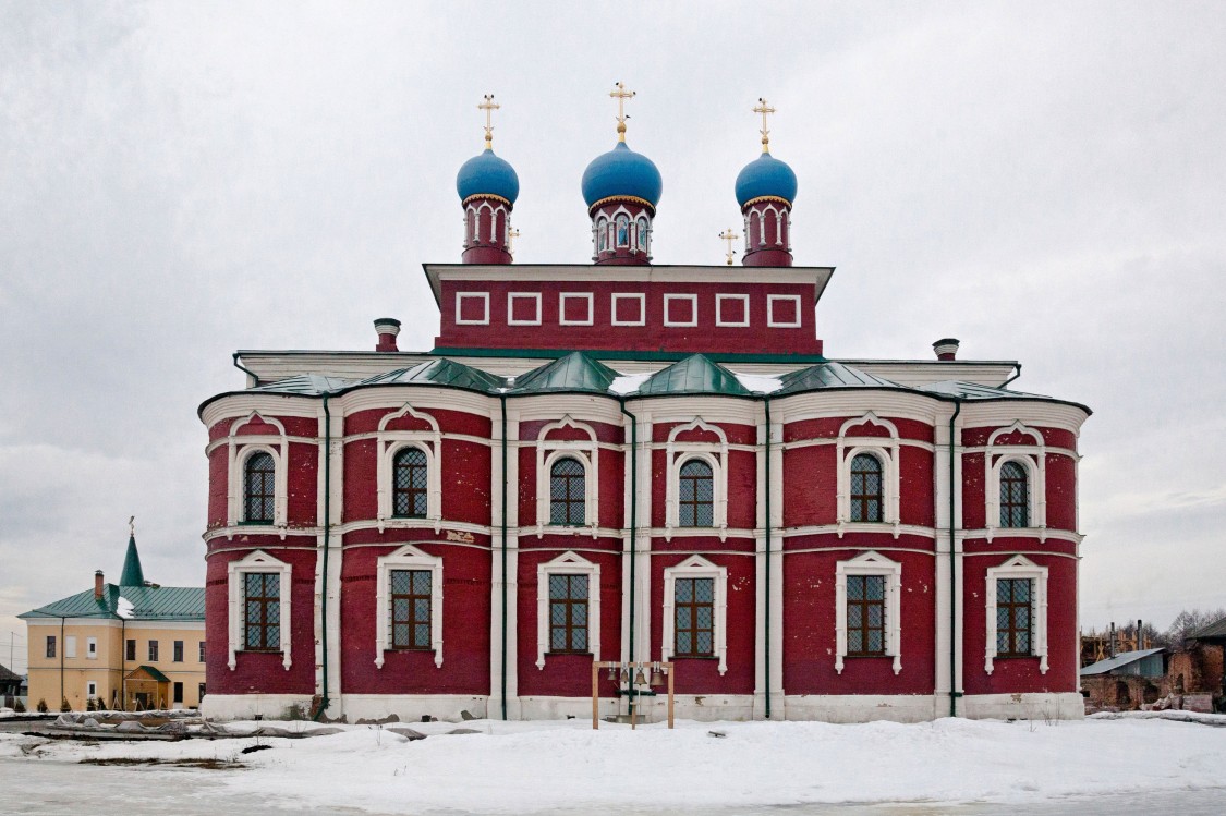 Радовицы. Николо-Радовицкий монастырь. Собор Рождества Пресвятой Богородицы. фасады