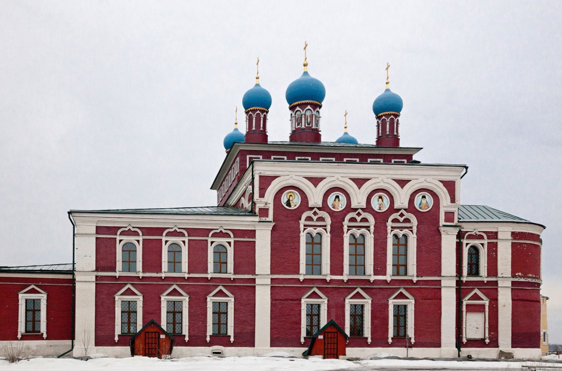 Радовицы. Николо-Радовицкий монастырь. Собор Рождества Пресвятой Богородицы. фасады