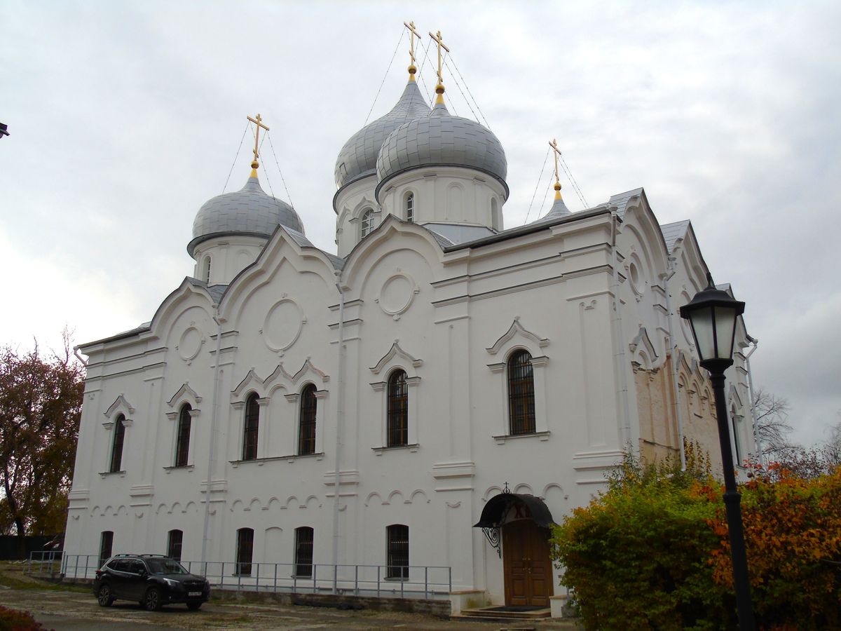 Спасо-Вифанский монастырь. Собор Сошествия Святого Духа, Сергиев Посад (Сергиево-Посадский городской округ, Московская область). фасады