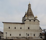 Введенский Владычный монастырь. Церковь Георгия Победоносца  в трапезном корпусе