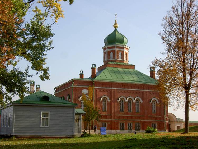 Спасо-Бородинский монастырь. Церковь Усекновения главы Иоанна Предтечи в новом трапезном корпусе, Семёновское (Бородинского с/о) (Можайский городской округ, Московская область). фасады