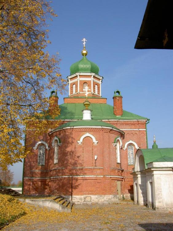 Спасо-Бородинский монастырь. Церковь Усекновения главы Иоанна Предтечи в новом трапезном корпусе, Семёновское (Бородинского с/о) (Можайский городской округ, Московская область). фасады