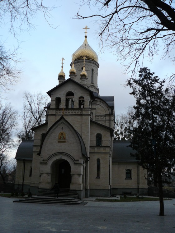 Ставрополь. Церковь Александра Невского. фасады