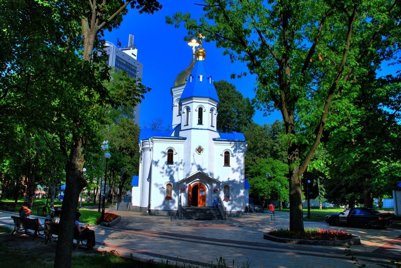 Церковь Преображения Господня на Соломенке, Соломенка (Соломенский район, Украина, г. Киев). общий вид в ландшафте