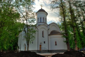 Шулявка. Церковь Агапита Печерского