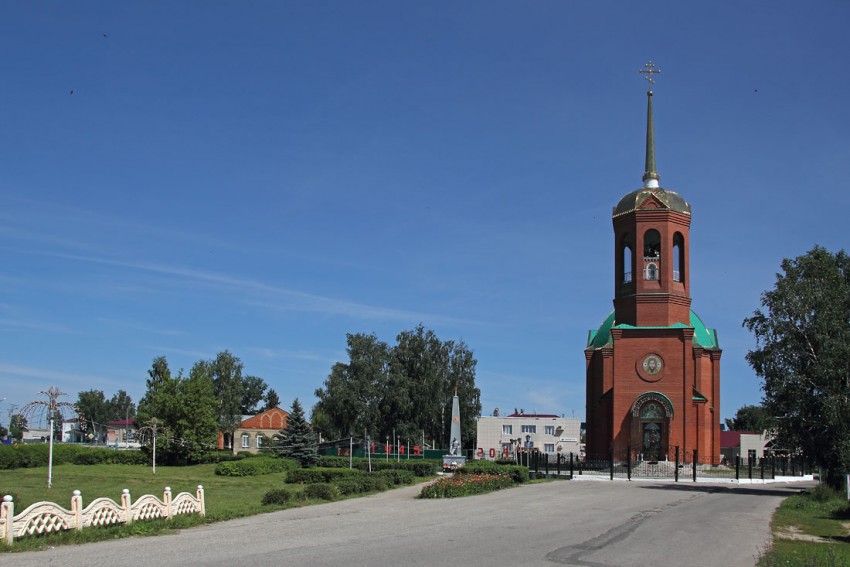 Церковь Михаила Архангела, Ельники (Ельниковский район, Республика Мордовия). общий вид в ландшафте