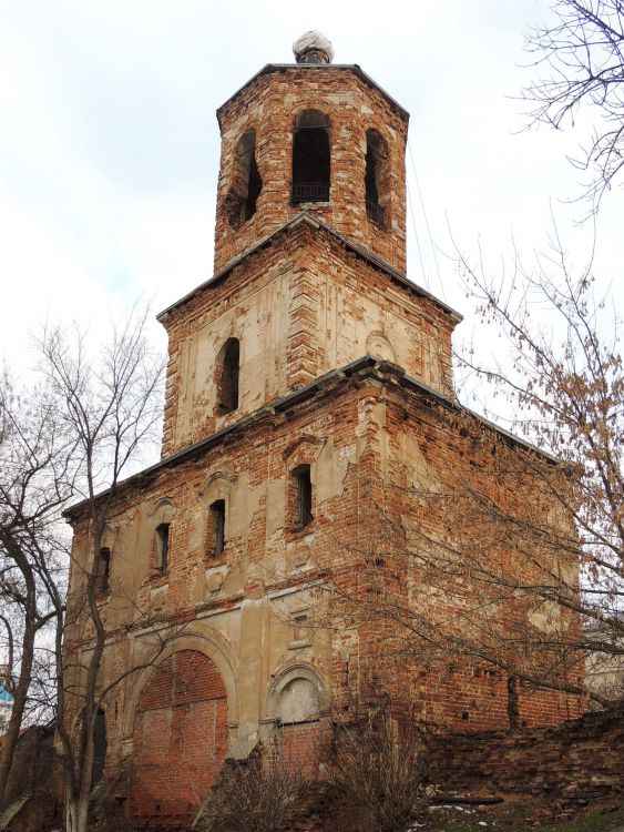 Распятский монастырь. Неизвестная церковь в колокольне, Серпухов (Серпуховский городской округ и гг. Протвино, Пущино, Московская область). фасады