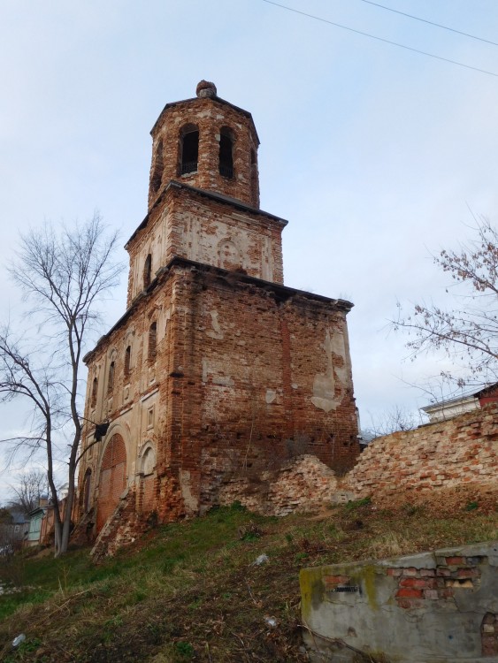 Серпухов. Распятский монастырь. Неизвестная церковь в колокольне. фасады