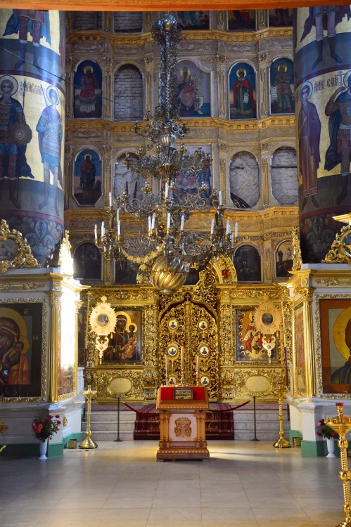 Успенский Иосифо-Волоцкий монастырь. Собор Успения Пресвятой Богородицы, Теряево (Волоколамский городской округ, Московская область). интерьер и убранство