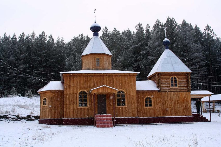 Церковь Параскевы Пятницы на Святом источнике, Тихменево (Кузнецкий район и г. Кузнецк, Пензенская область). фасады