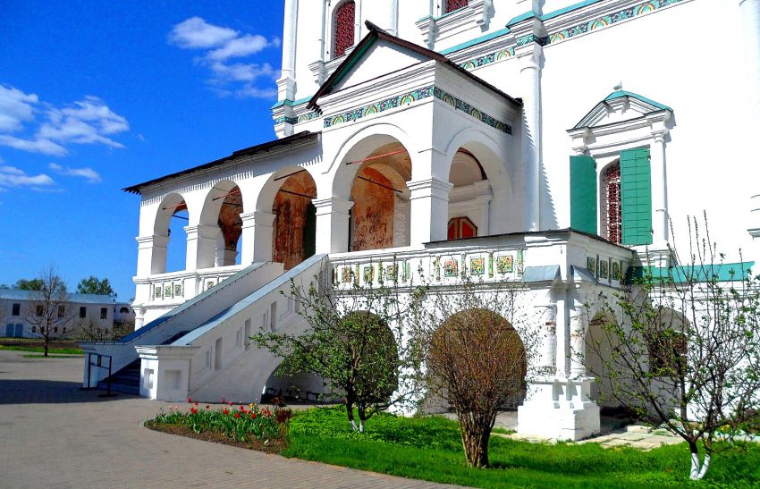 Успенский Иосифо-Волоцкий монастырь. Собор Успения Пресвятой Богородицы, Теряево (Волоколамский городской округ, Московская область). архитектурные детали