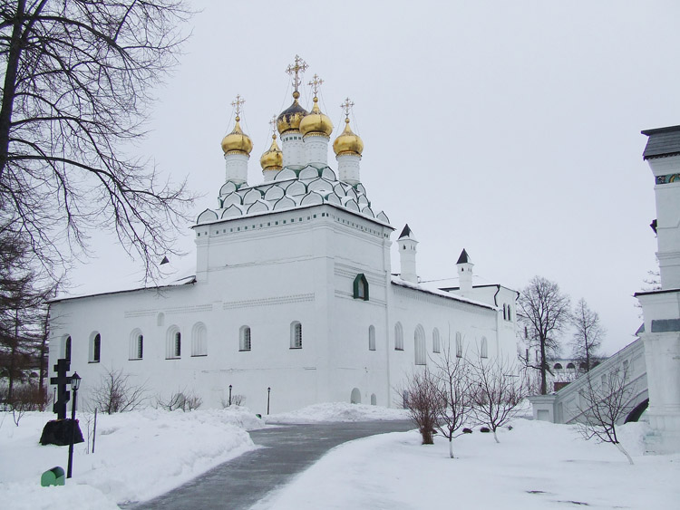 Успенский Иосифо-Волоцкий монастырь. Церковь Богоявления Господня в трапезном корпусе, Теряево (Волоколамский городской округ, Московская область). фасады