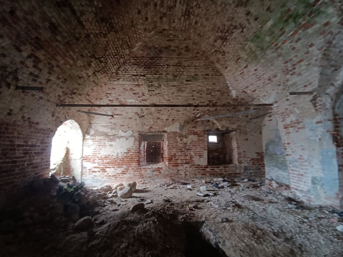 Церковь Рождества Христова, Высоко (Ярославский район, Ярославская область). интерьер и убранство, Интерьер притвора