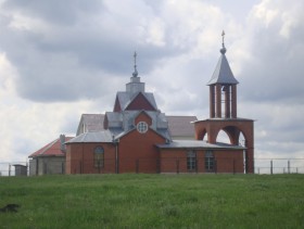 Гвазда. Церковь Михаила Архангела