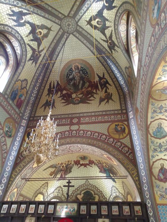 Троицкий Мариинский монастырь. Собор Троицы Живоначальной, Егорьевск (Егорьевский городской округ, Московская область). интерьер и убранство, Основной свод церкви
