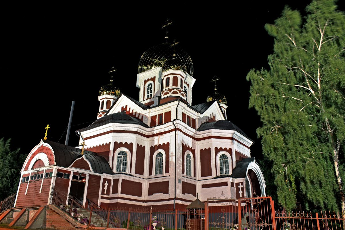 Церковь Казанской иконы Божией Матери, Петровск (Петровский район, Саратовская область). фасады