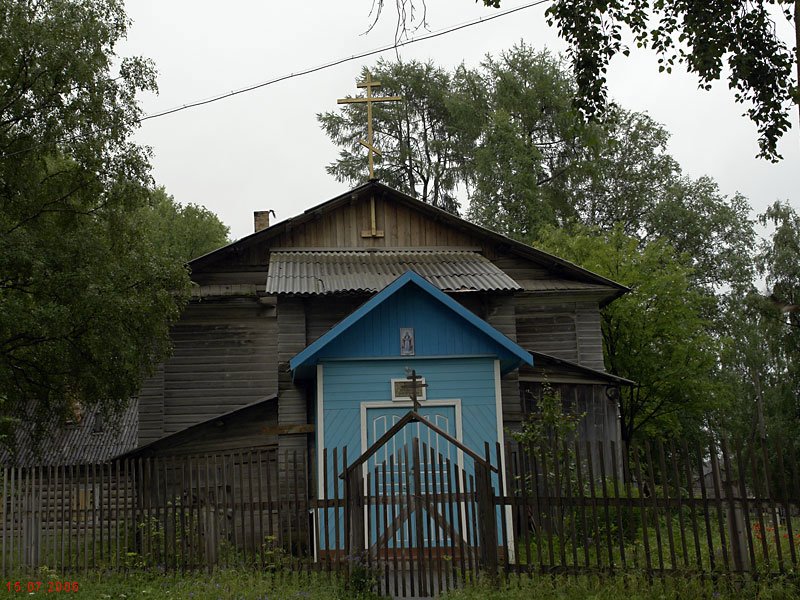 Конёво. Церковь Покрова Пресвятой Богородицы. фасады