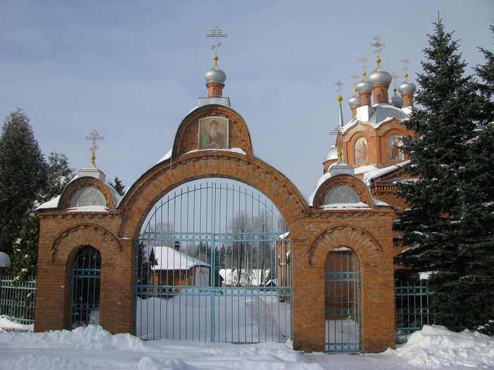 Церковь Владимира равноапостольного, Клетня (Клетнянский район, Брянская область). фасады