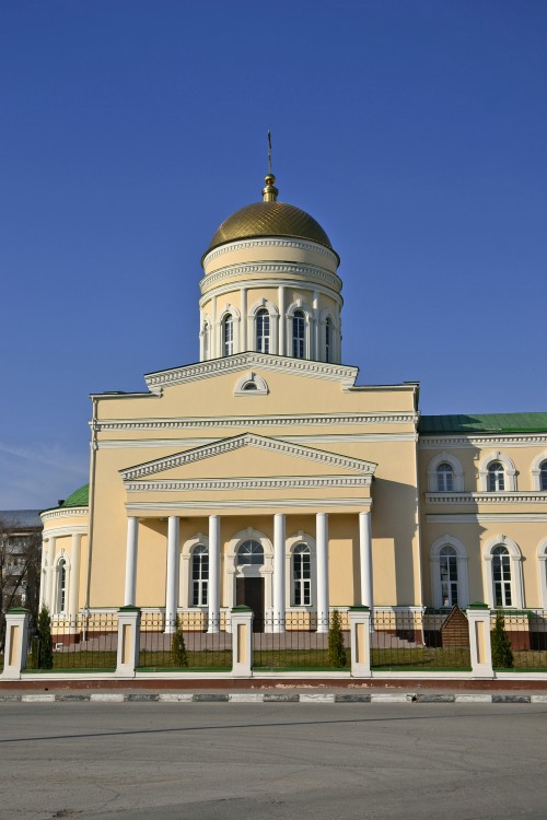 Собор Троицы Живоначальной (новый), Вольск (Вольский район, Саратовская область). архитектурные детали