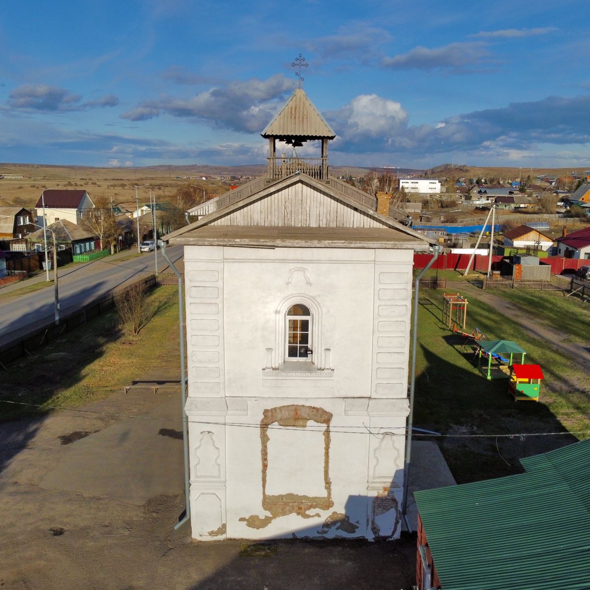 Церковь Троицы Живоначальной, Емельяново (Емельяновский район, Красноярский край). фасады, Западный фасад