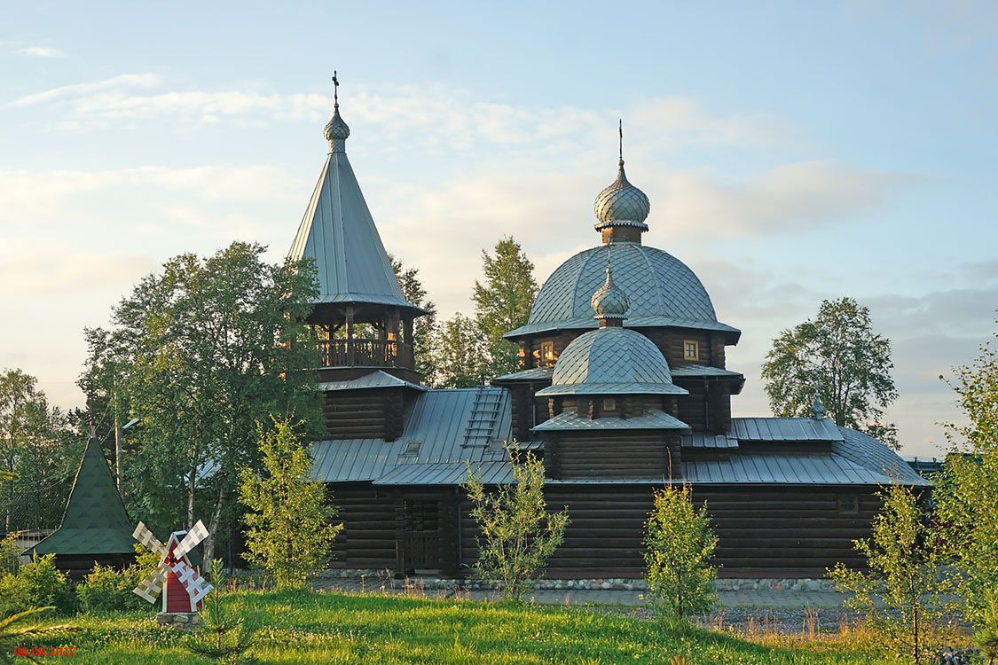 Церковь Димитрия Прилуцкого, Оленегорск (Оленегорск, город, Мурманская область). фасады
