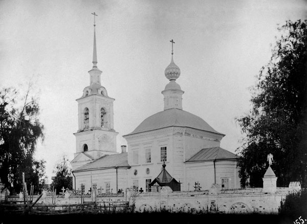 Церковь Воскресения Словущего, Воскресенское (Галичский район, Костромская область). архивная фотография,  Фото С.А.Орлова нач. XX в. Фотоархив ИИМК РАН. http://www.old-churches.ru/ga_101.htm