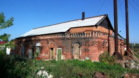 Красная Дубрава. Церковь Рождества Пресвятой Богородицы