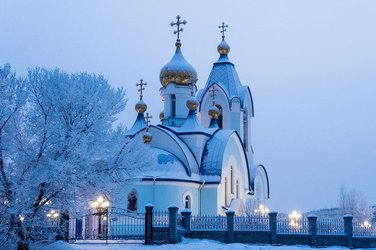 общий вид в ландшафте. Церковь Введения во храм Пресвятой Богородицы, Сосновоборск (Сосновоборск, город, Красноярский край)