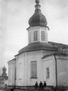 Крестовоздвиженский монастырь. Церковь Троицы Живоначальной, Внешний вид с северо-востока. Фотография С.А. Таранушенко, 1932 г. Альбом «Полтавщина в особом архиве Стефана Таранушенко». Адрес хранения: Институт рукописи Национальной библиотеки Украины имени В.И. Вернадского (фонд 278)
<br>, Полтава, Полтавский район, Украина, Полтавская область